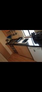 3 bed caravan skegness ingoldmells 137 Sealands- old caravan hence cheap price !!