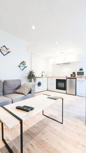 Appartements L'Elegant - Ideal Couple - Parking Gratuit : photos des chambres