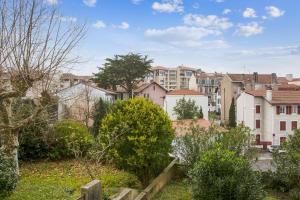 Appartements Charming and spacious apartment in Biarritz - Welkeys : photos des chambres