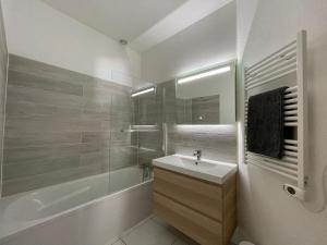 Maisons de vacances La Maison Blanche de Lanton : photos des chambres