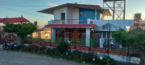 PEARS GARDEN HILL VIEW SUITE