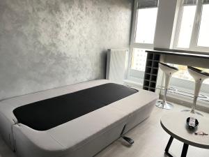 Beautiful Penthouse Lakeview W18