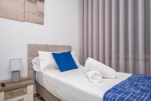 Blue Paradise Apartment