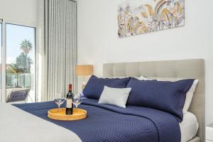 Blue Paradise Apartment