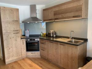 Pom Pom, 3 bedroom apt with stunning mountain views-Samoëns