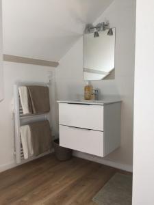 Appartements Beau duplex dans longere a 5 min de La plage : photos des chambres