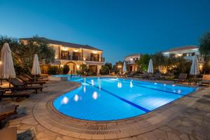 Olive Tree Villas - 400m from the beach, by ZanteWize