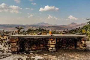 Buffalo Hills Private Game Reserve - Geluksburg