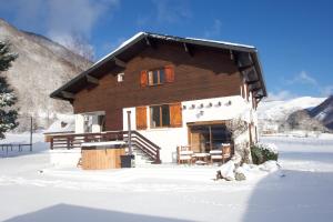 B&B / Chambres d'hotes Chalet Ourea : photos des chambres