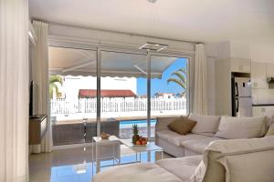 Velomar Villa