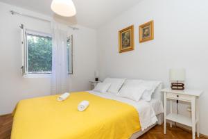 STRANDHAUS Vesna WG 1