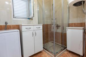 STRANDHAUS Vesna WG 1