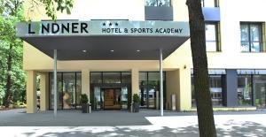 Lindner Sports Academy hotel, 
Frankfurt, Germany.
The photo picture quality can be
variable. We apologize if the
quality is of an unacceptable
level.