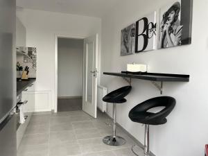 4 Room Penthouse Terrace W18+W19