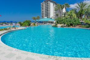 Edgewater Beach & Golf Resort by Panhandle Getaways