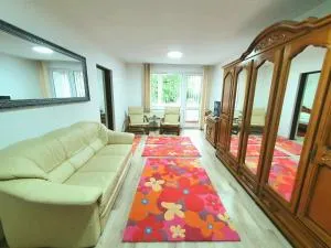 Flower Apartment - Family - Vàgàs