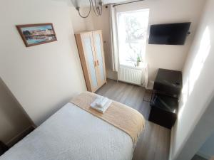 Mill View Apartment - Self contained one bed apartment