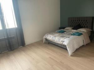 Appartements F3 entier N- Proche Roissy/Villepinte/Paris : photos des chambres