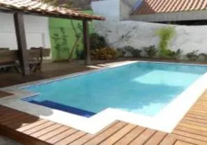 Charmosa casa com piscina em Búzios - 布希奥斯