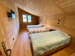 Appartement Rénové 8 Pers Centre Village La Clusaz, Balcon Sud, Proche Commerces et Pistes - FR-1-459-15