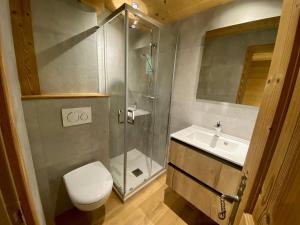 Appartement Rénové 8 Pers Centre Village La Clusaz, Balcon Sud, Proche Commerces et Pistes - FR-1-459-15