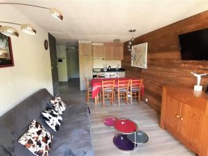 Appartement La Clusaz, 3 pièces, 8 personnes - FR-1-459-14