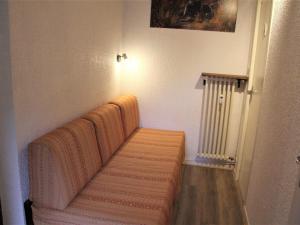 6 Personnes - Centre haut du village (OUB190) - FR-1-459-83