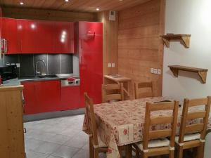 Appartement Saint-Jean-de-Sixt, 2 pièces, 5 personnes - FR-1-459-113