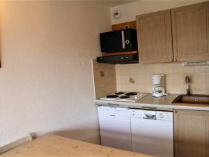 Charmant appartement 2 pièces + 2 coins nuit avec balcon au centre de La Clusaz, pour 4-6 personnes - FR-1-459-175