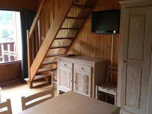 Duplex 10 personnes avec balcons et garage - La Clusaz centre, proche pistes et commerces - FR-1-459-177