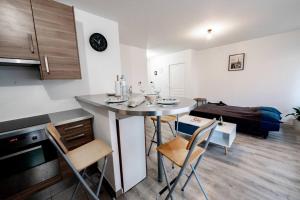 Appartements Tout confort a Massy - Parking / TGV et RER B&C : photos des chambres