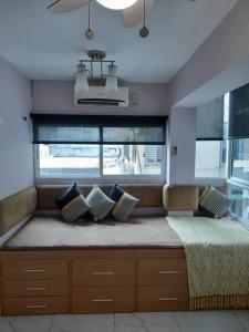 R.4-4 Lindo estudio ejecutivo en área turística.