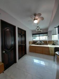 R.4-4 Lindo estudio ejecutivo en área turística.