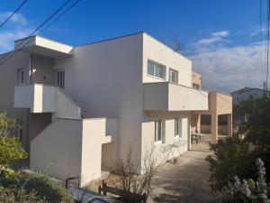 Apartment in Slatine with Terrace, Air conditioning, Wi-Fi (4789-2)