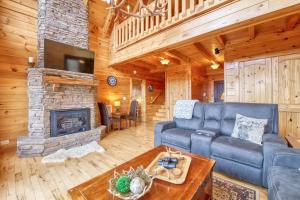 Hawks View Log Cabin