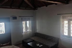 Malakion Rustic Studio seaside view