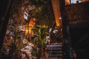 Warehouse Hostel Koh Tao