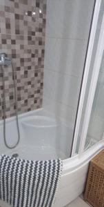 Holiday apartment in Privlaka with sea view, terrace, air conditioning, WiFi 3591-3