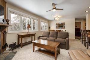 SNOW FLOWER 113 condo