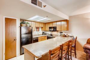 POWDER POINTE 201A condo