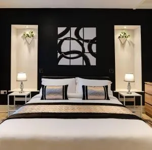 Wigan Central I 1 & 2 Bed Executive Apartments I Family Rooms I Private Balcony I Free Parking - Adlington