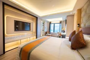 Hotel Golden Dragon - Wanzai