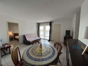 T3 Centre-ville avec Piscine, Parking Sécurisé, Proche Plage, 6 Pers - Valras-Plage - FR-1-701-12