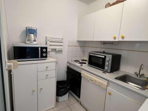 Appartements T3 Centre-ville avec Piscine, Parking Securise, Proche Plage, 6 Pers - Valras-Plage - FR-1-701-12 : photos des chambres