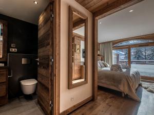 Appartement de Luxe avec Cheminée, Jacuzzi et Hammam, Skis aux Pieds - Méribel - FR-1-613-84