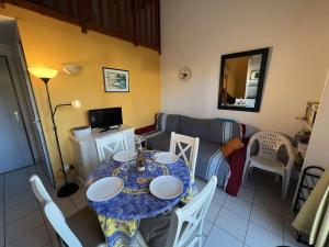 Pavillon 4 pers. avec piscine - FR-1-701-20