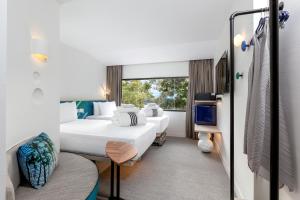 COSI Samui Chaweng Beach - SHA Plus