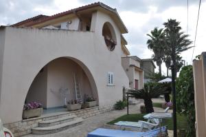 VILLA CALA BERNARDO 2 Appartamenti