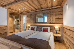 Alpenchic Deluxe Single Room room in Hotel Crusch Alba Zernez
