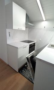 ADRIAN Seeblick Appartement Hänsel u Gretel am Ossiacher See, Hallenbad, Skiarena Gerlitzen